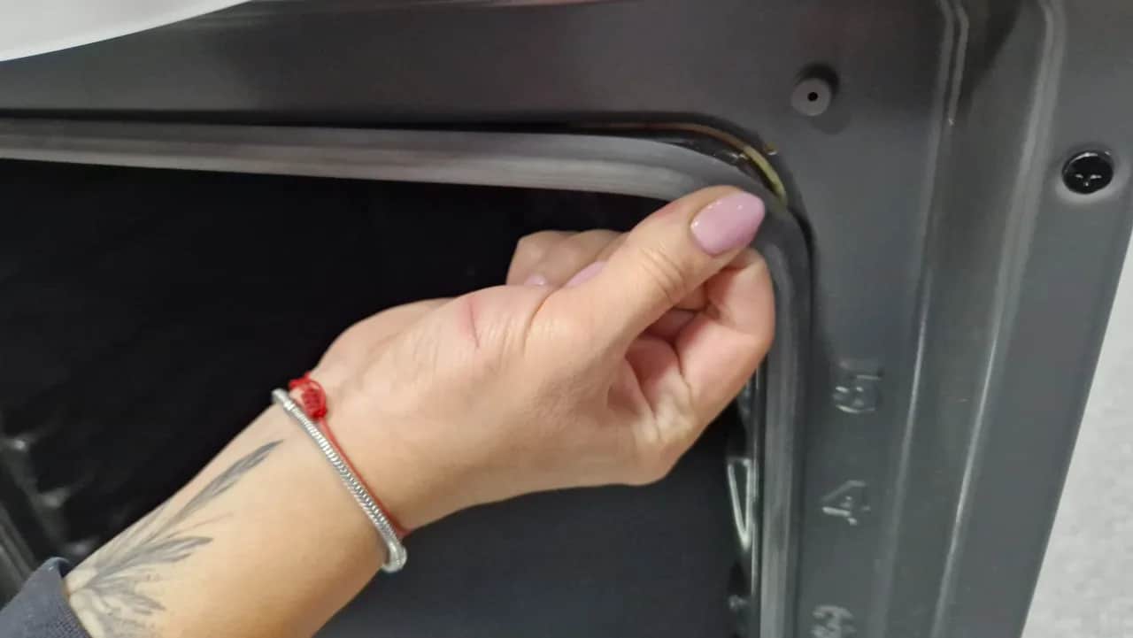 Czy można piec w piekarniku bez uszczelki? Skutki i ryzyko eksploatacji