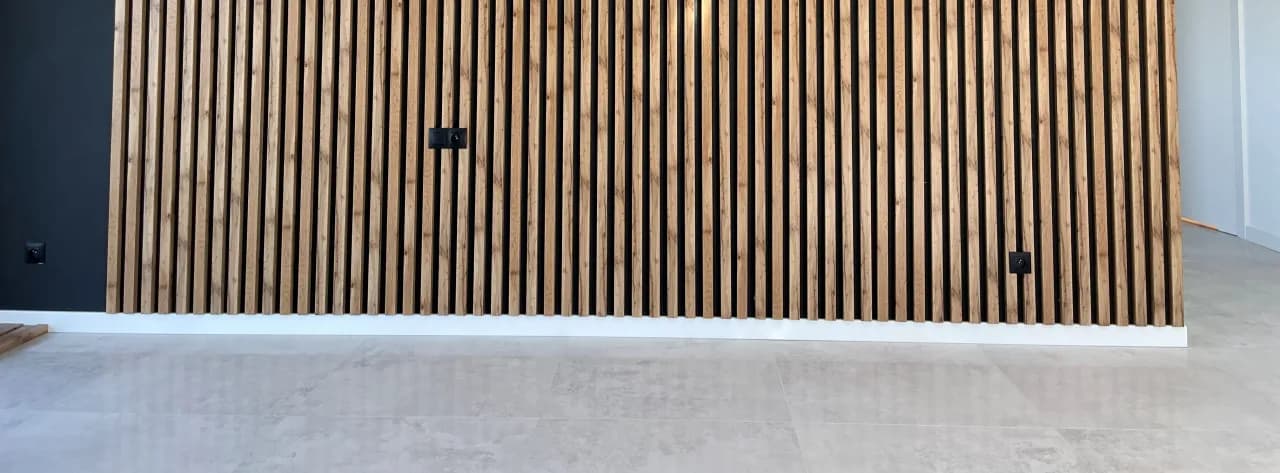 Jak dobrać listwę przypodłogową, aby uniknąć błędów w aranżacji?