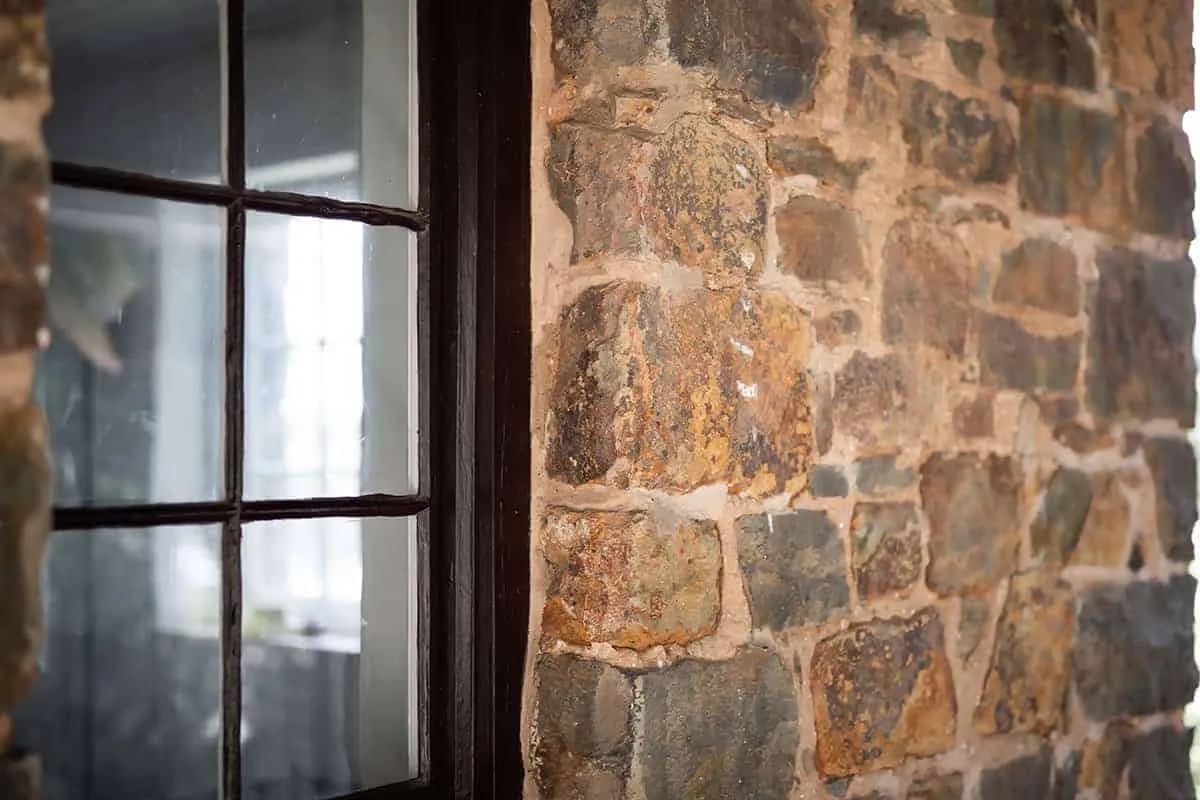 Jak impregnować kamień dekoracyjny, aby uniknąć jego zniszczenia?